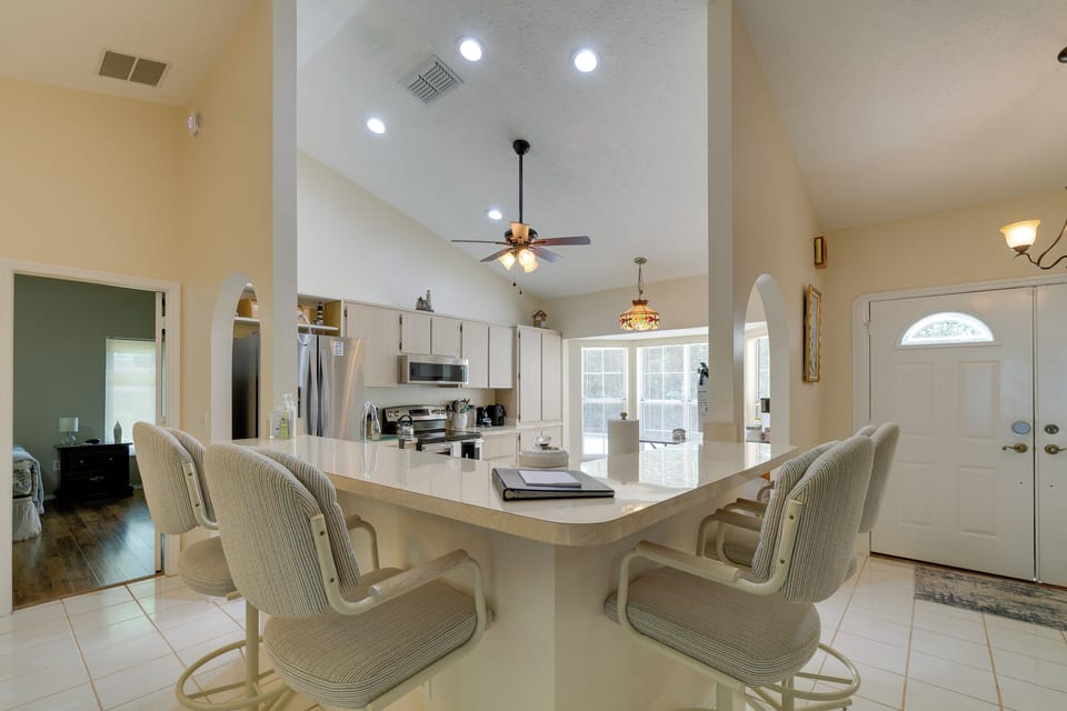 House (2 Bedrooms) | Interior