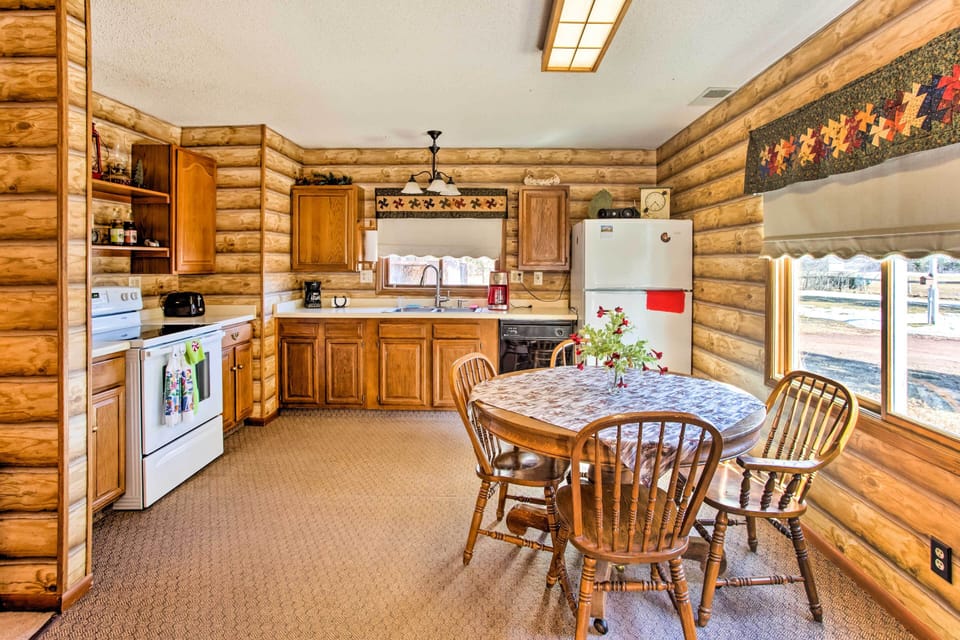 House (2 Bedrooms) | Interior