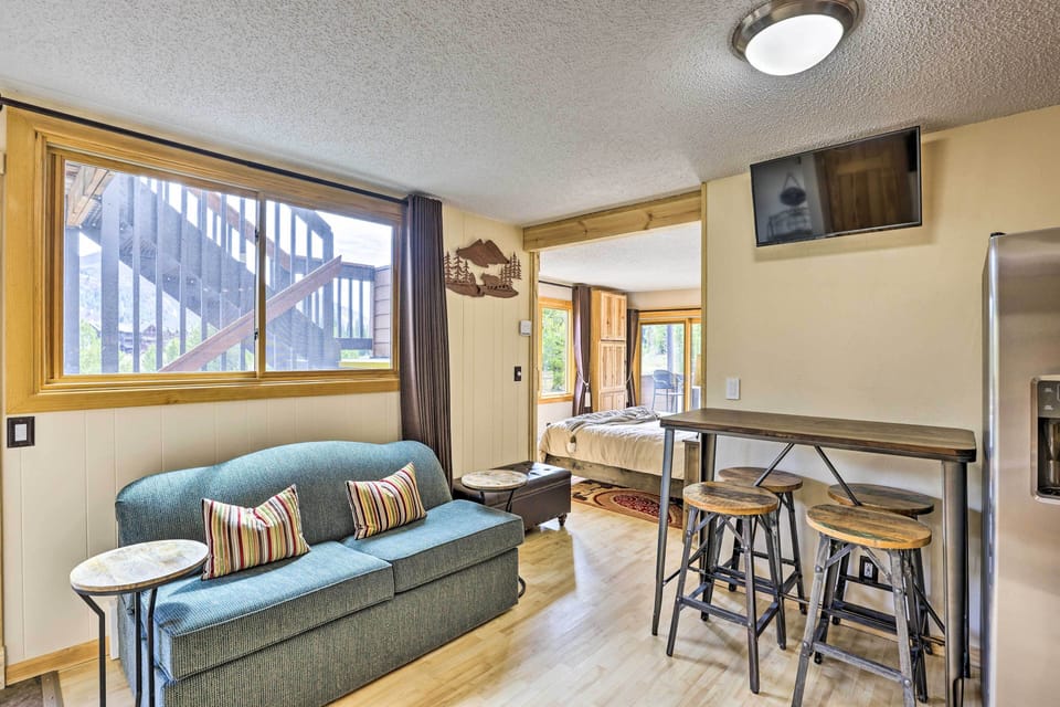 Apartment (1 Bedroom) | Interior