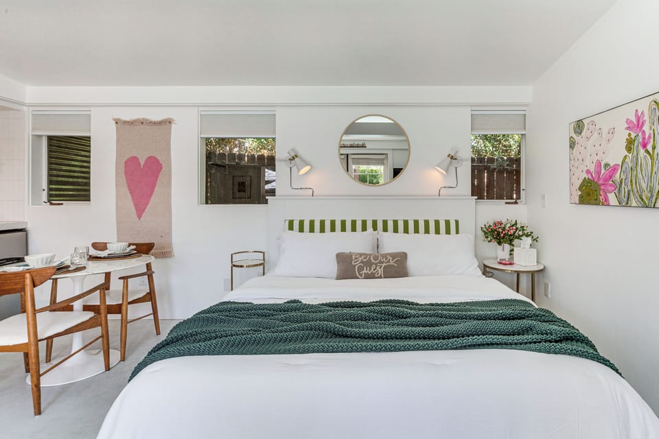 Apartment (0 Bedroom) | Interior