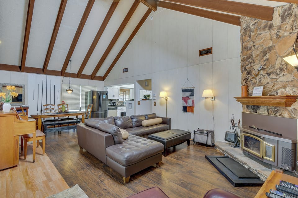 House (4 Bedrooms) | Interior