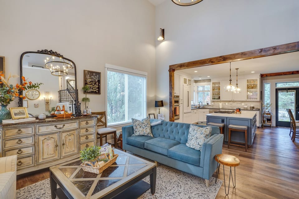 House (4 Bedrooms) | Interior