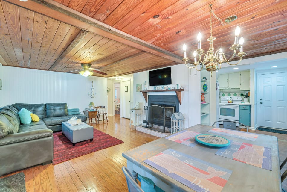Cottage (2 Bedrooms) | Interior