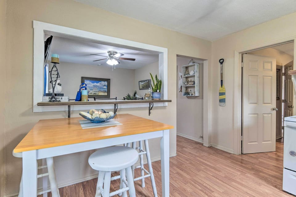 Cottage (2 Bedrooms) | Interior