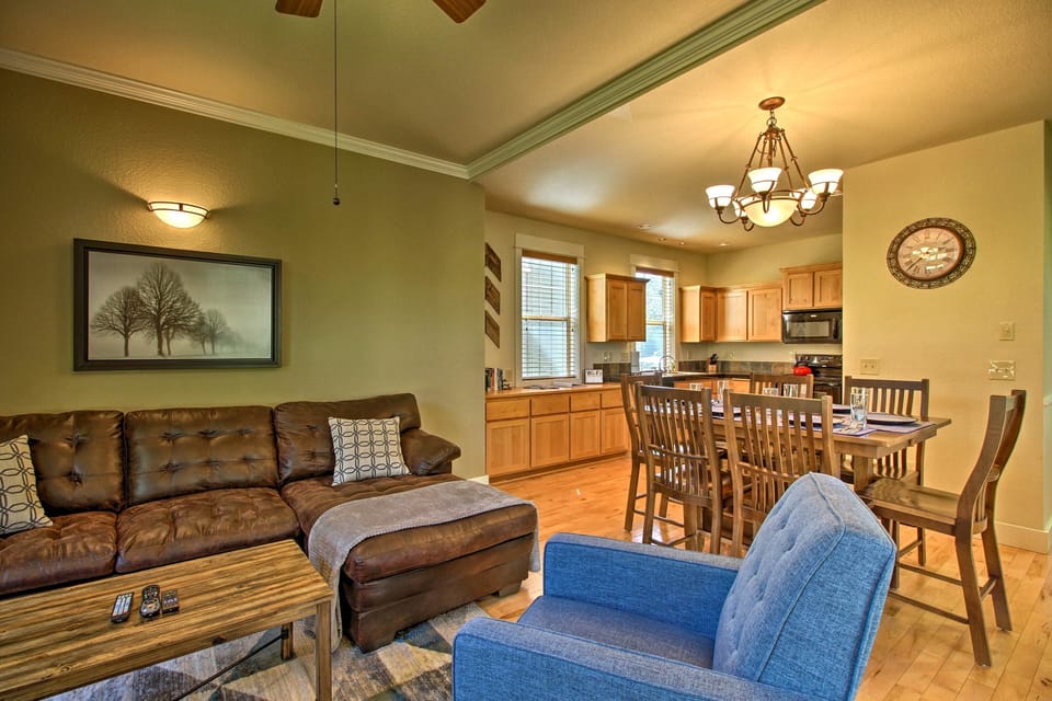 House (2 Bedrooms) | Interior