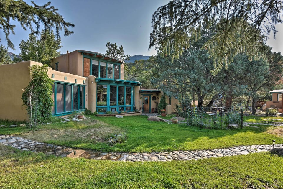 Villa (3 Bedrooms) | Front of property
