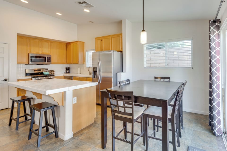 House (4 Bedrooms) | Interior