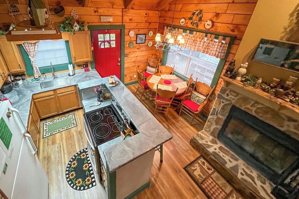 House (3 Bedrooms) | Interior