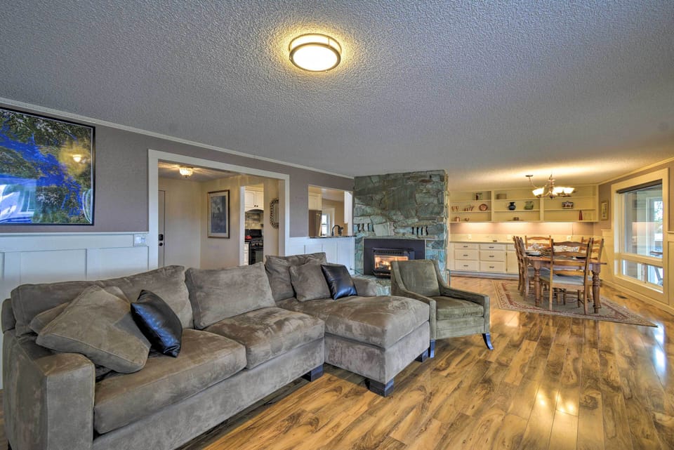 House (2 Bedrooms) | Interior