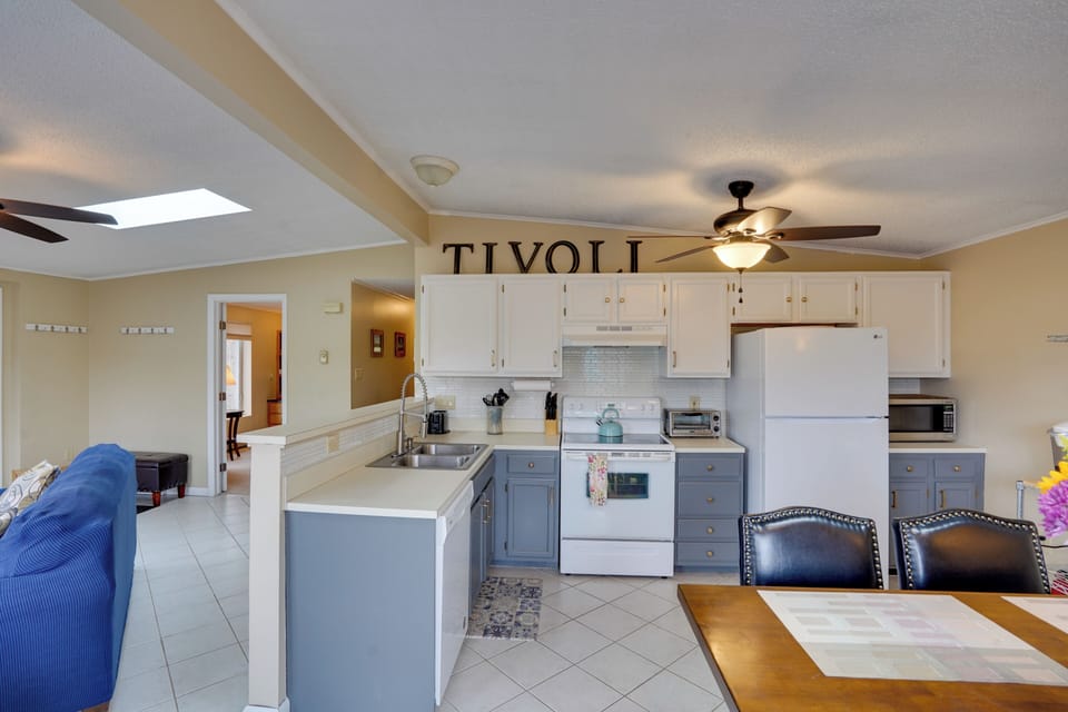 House (2 Bedrooms) | Interior
