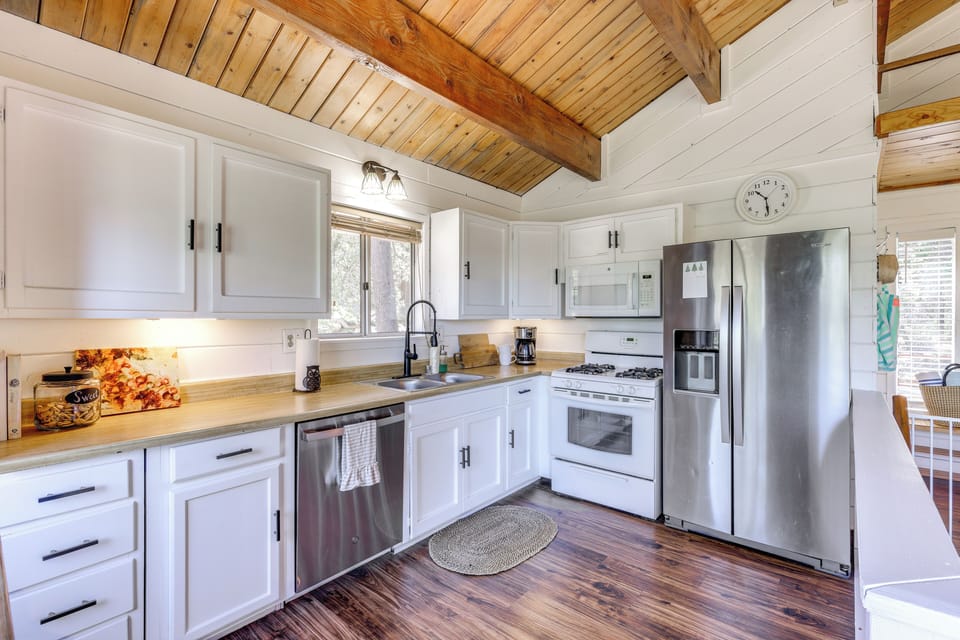 House (2 Bedrooms) | Interior