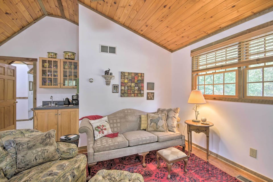 House (1 Bedroom) | Interior