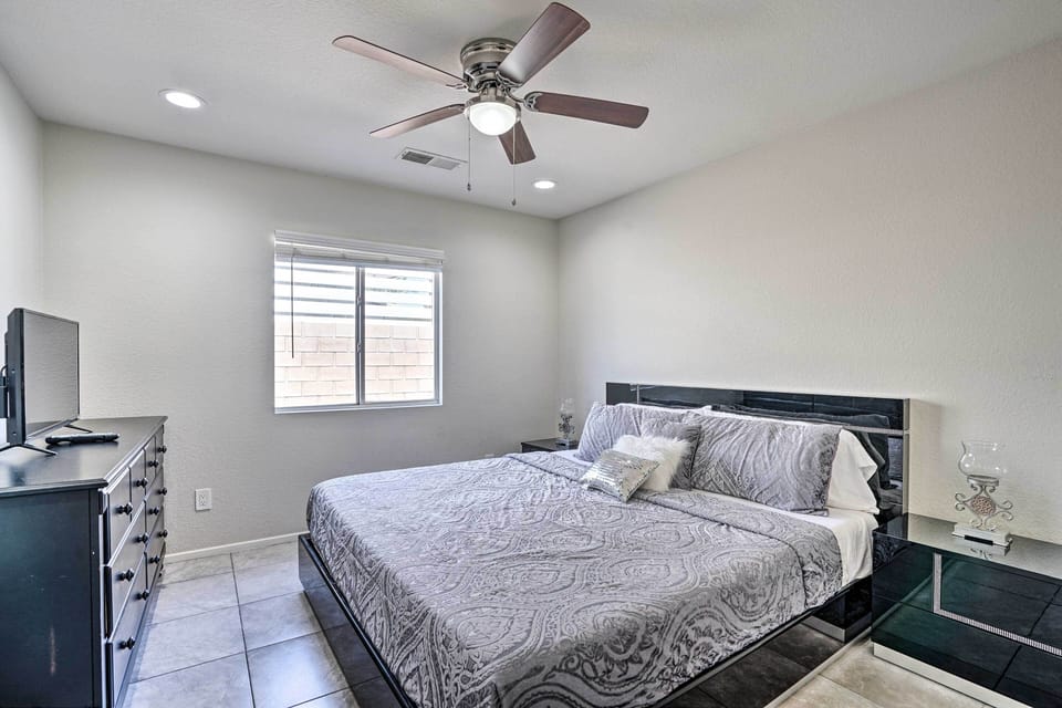 House (4 Bedrooms) | Interior
