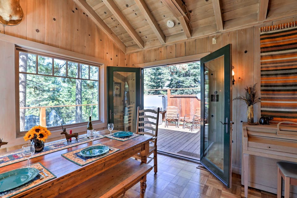 House (5 Bedrooms) | Interior