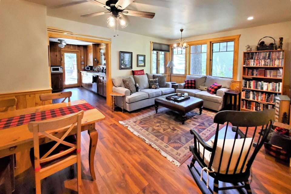 House (5 Bedrooms) | Interior