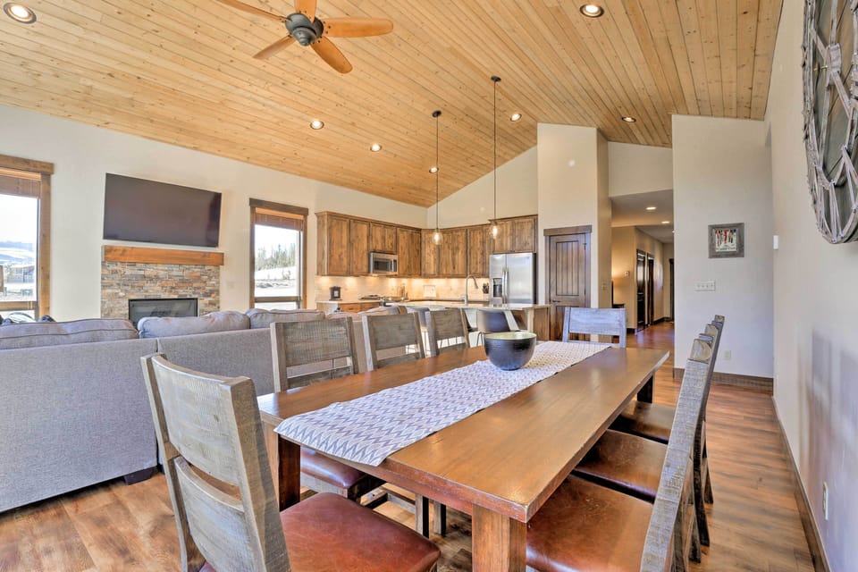 House (4 Bedrooms) | Interior
