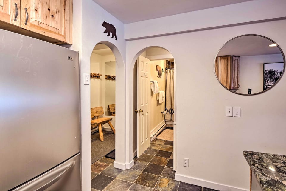 Apartment (1 Bedroom) | Interior