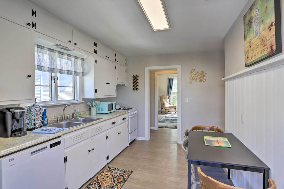 House (2 Bedrooms) | Interior