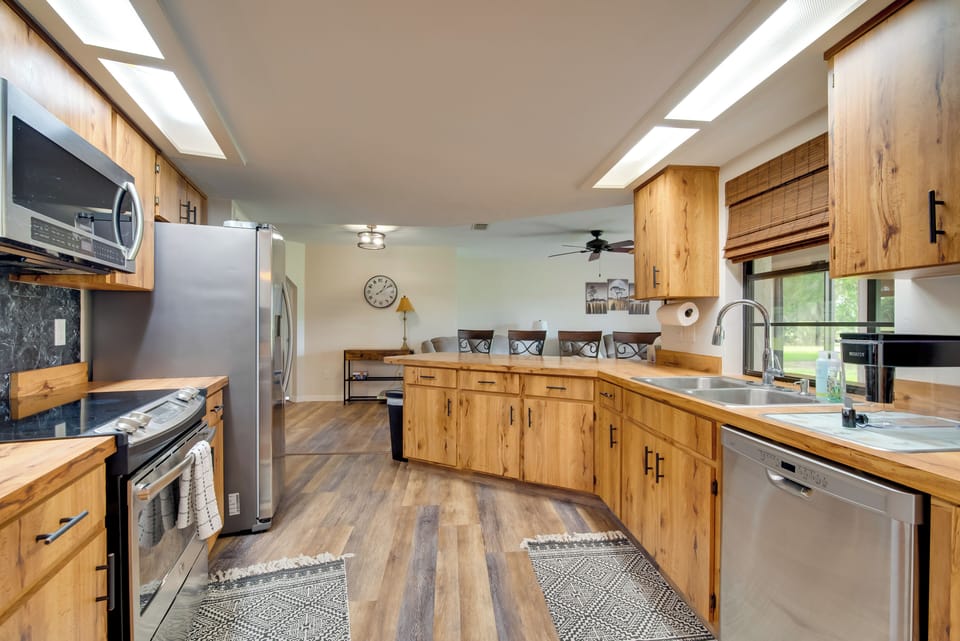 House (3 Bedrooms) | Interior