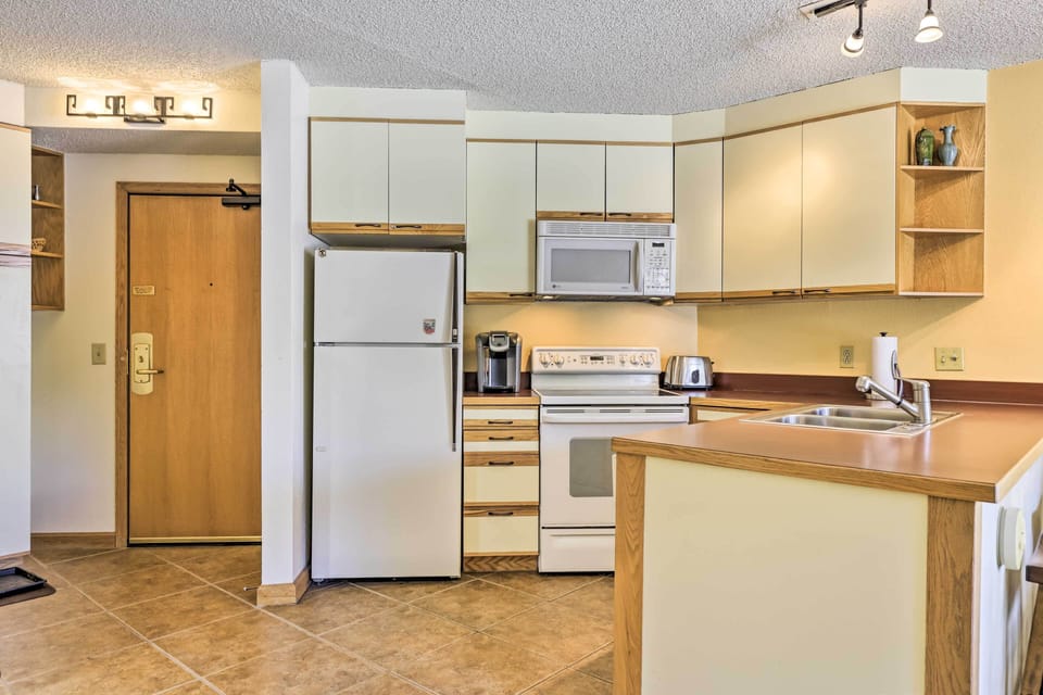 Apartment (0 Bedroom) | Interior