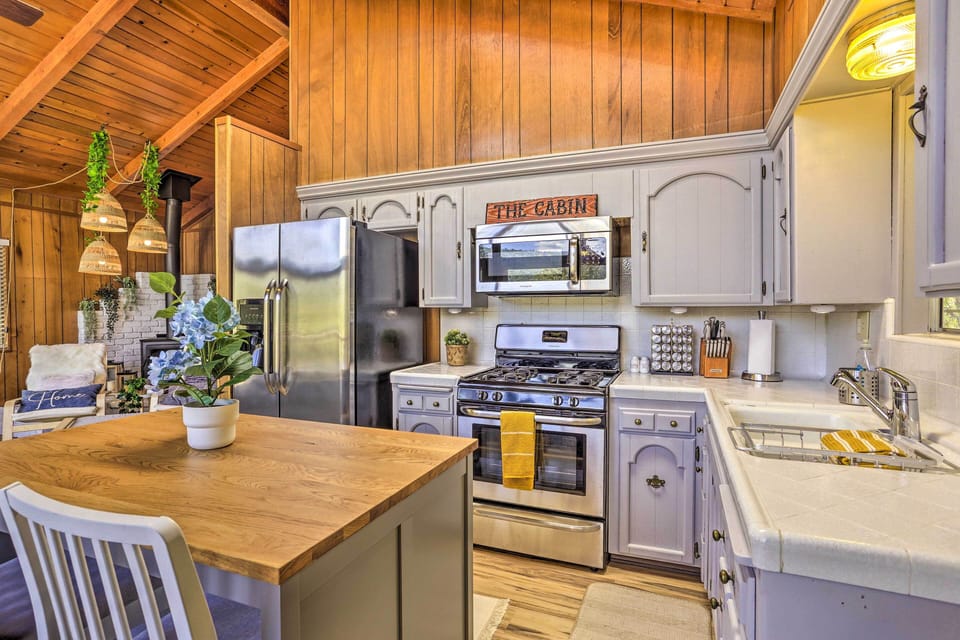 House (2 Bedrooms) | Interior