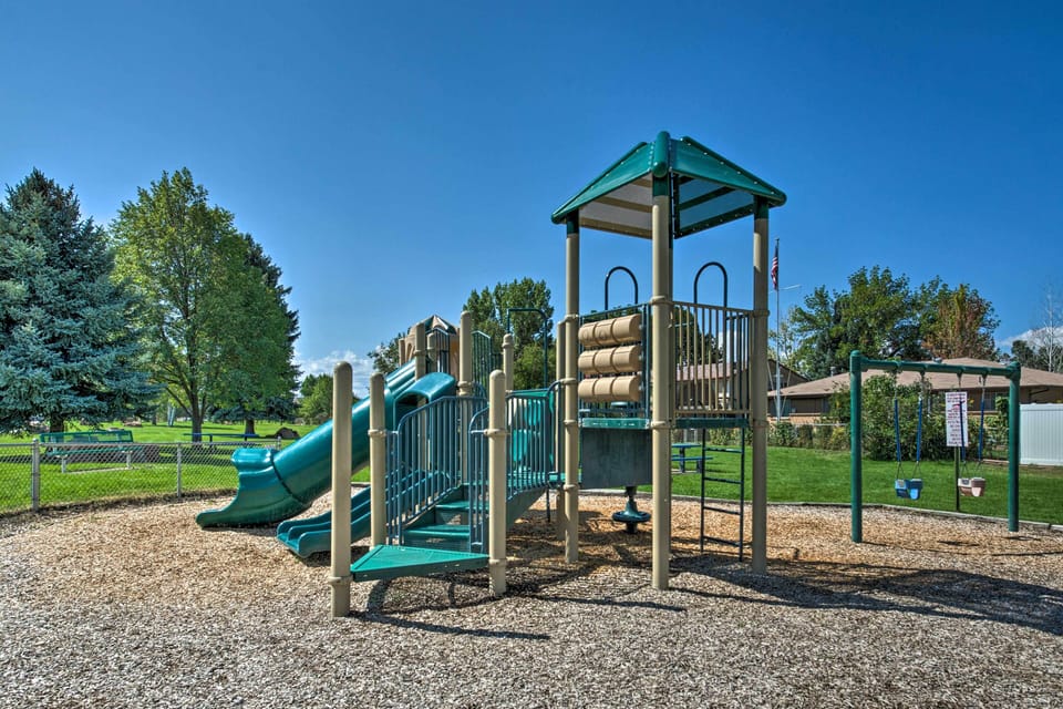 Montrose Adventure Base: Family Friendly! Cottage in Montrose