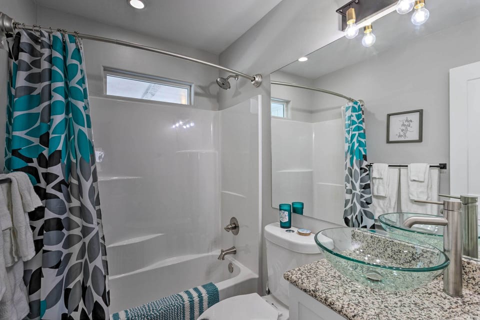 Montrose Adventure Base: Family Friendly! Cottage in Montrose