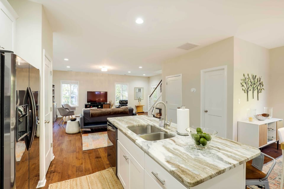 House (3 Bedrooms) | Interior