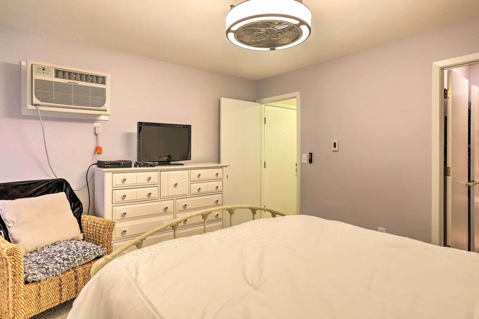 Apartment (1 Bedroom) | Interior