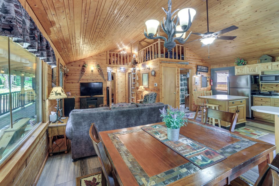 House (2 Bedrooms) | Interior
