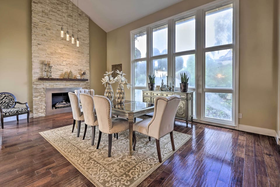 House (4 Bedrooms) | Interior