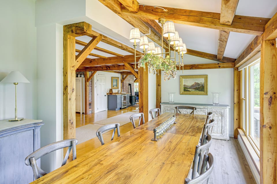 House (6 Bedrooms) | Interior