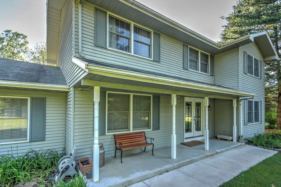 House (5 Bedrooms) | Interior