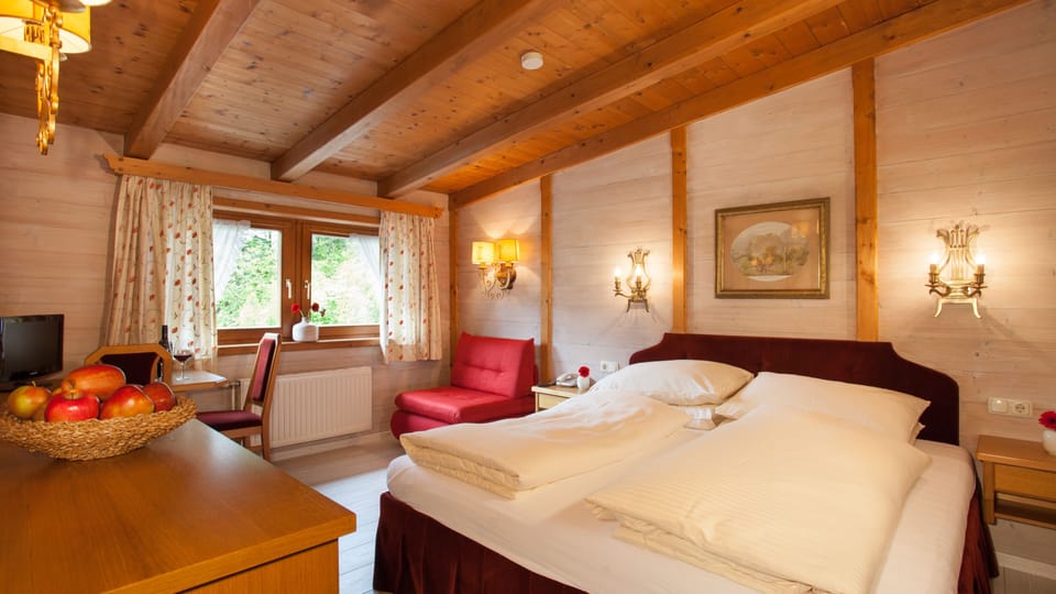 Standard Double Room, Mountain View | Individually furnished, desk, free WiFi, bed sheets