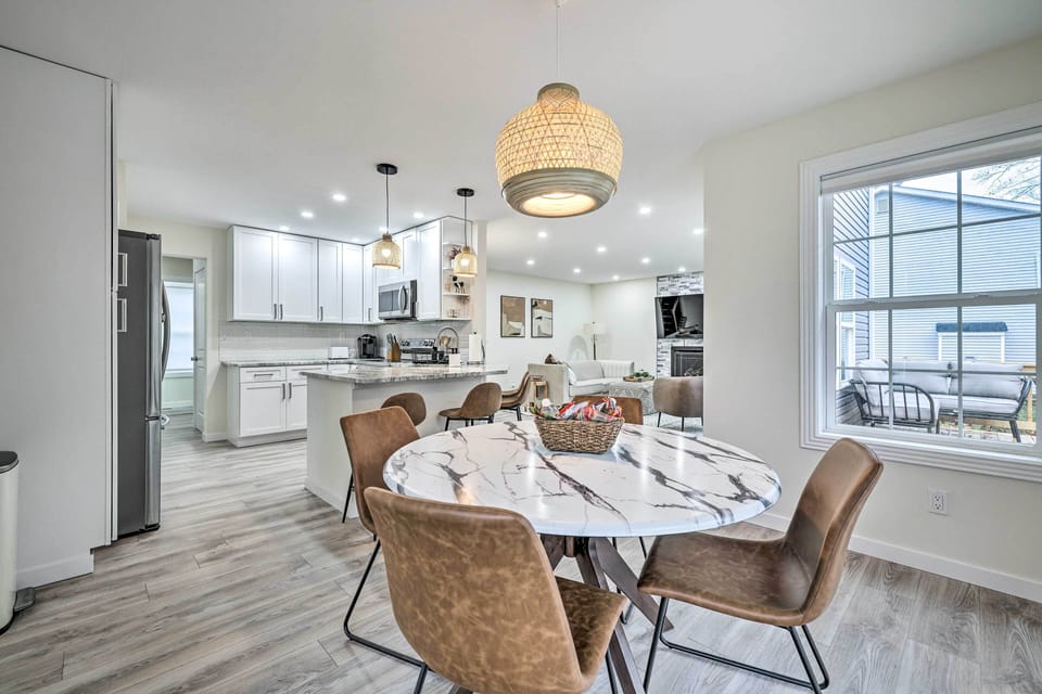 House (4 Bedrooms) | Interior