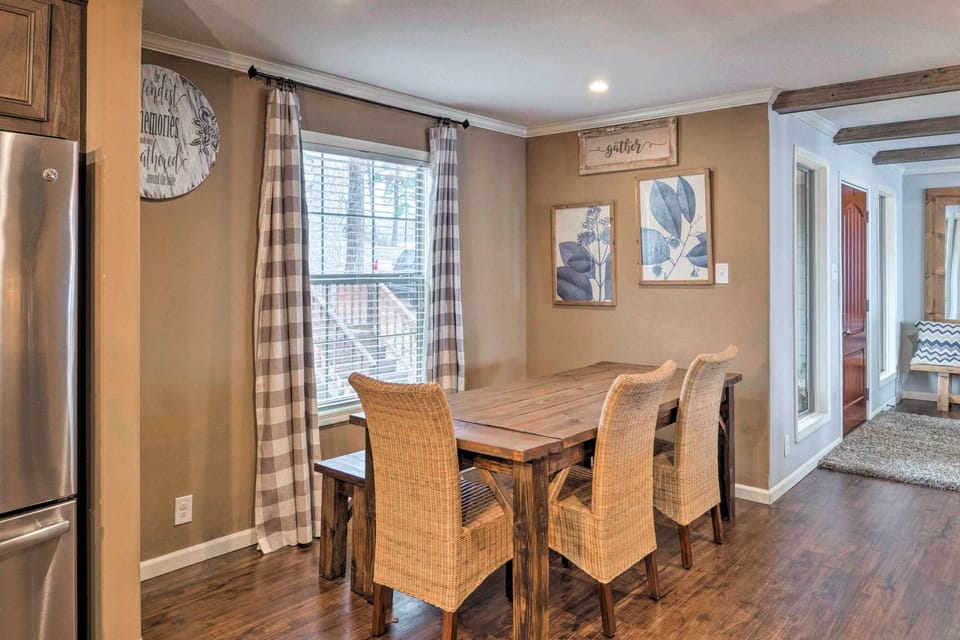 House (4 Bedrooms) | Interior