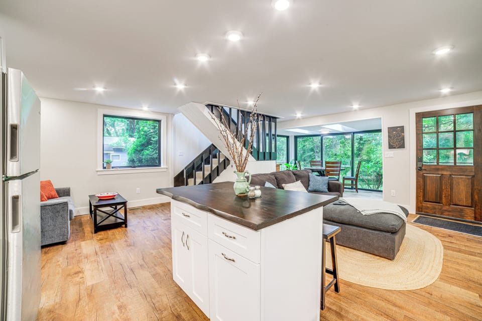 Cottage (2 Bedrooms) | Interior