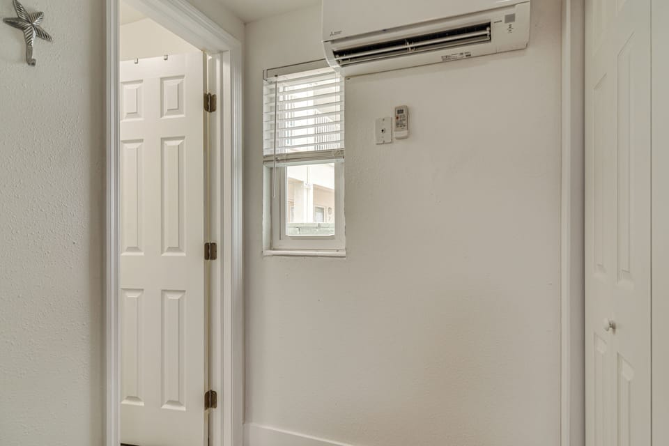 Apartment (0 Bedroom) | Interior