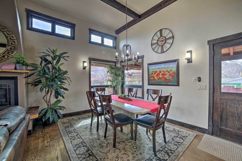 House (4 Bedrooms) | Interior