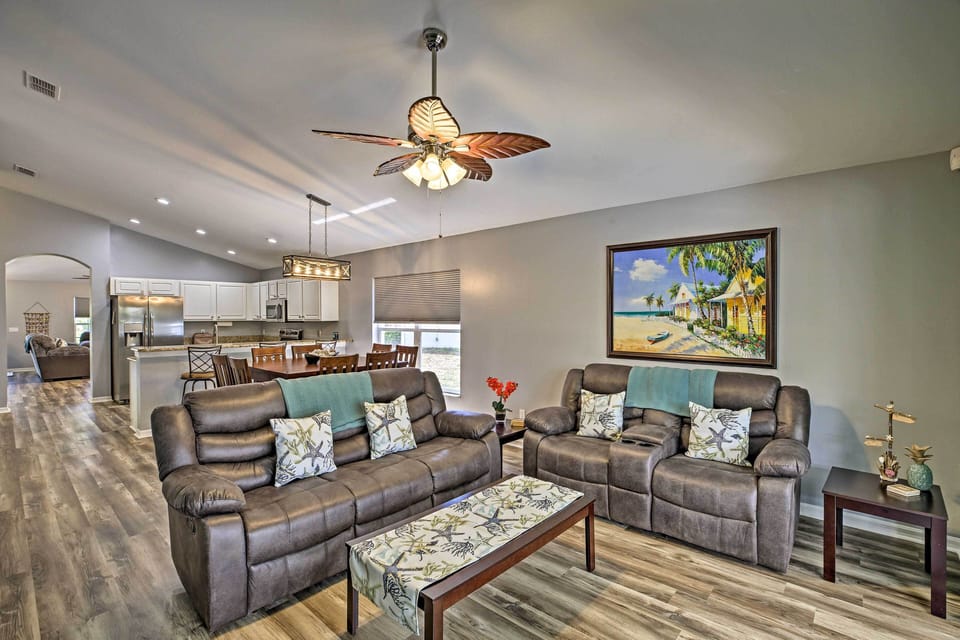 House (3 Bedrooms) | Interior