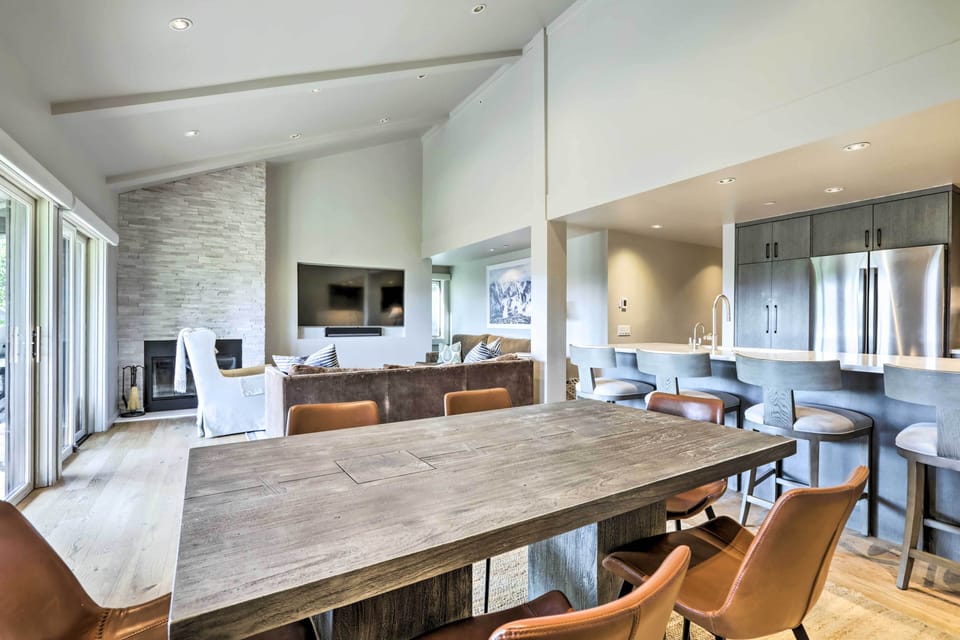 Apartment (3 Bedrooms) | Front of property