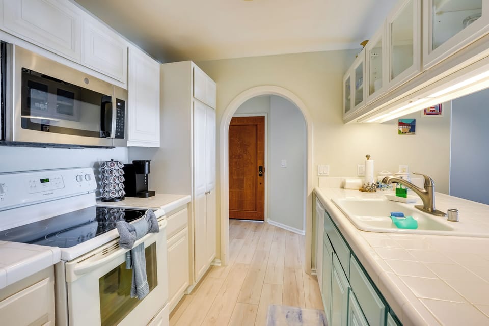 Apartment (1 Bedroom) | Interior