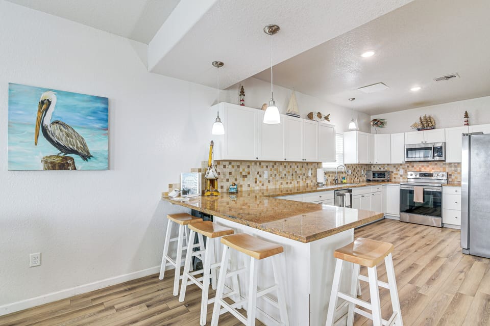 House (4 Bedrooms) | Interior