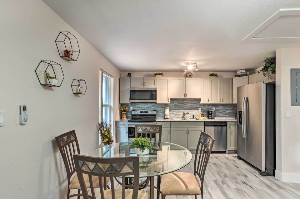 Apartment (1 Bedroom) | Interior