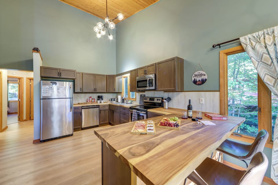 House (2 Bedrooms) | Interior