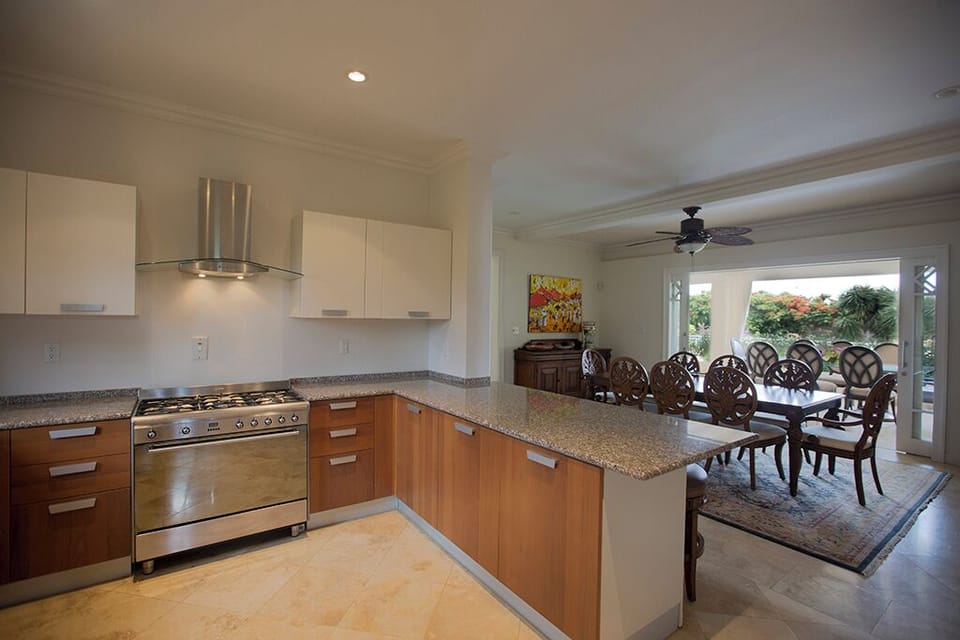 Villa (5 Bedrooms) | Private kitchen | Microwave, oven, stovetop, dishwasher