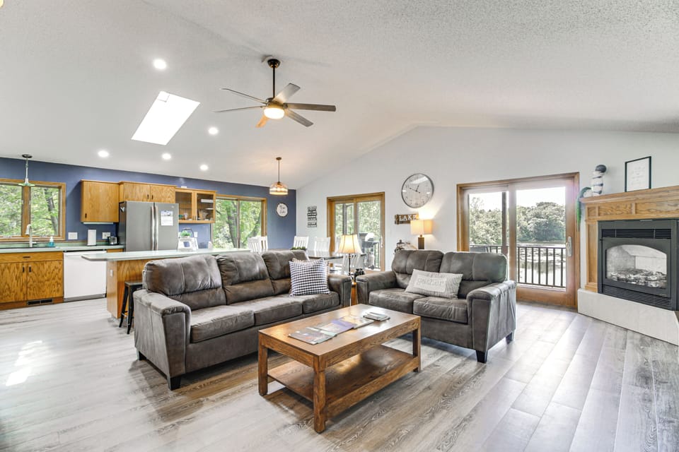 House (3 Bedrooms) | Front of property