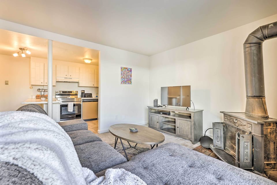 Apartment (1 Bedroom) | Interior