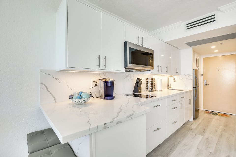 Apartment (0 Bedroom) | Interior