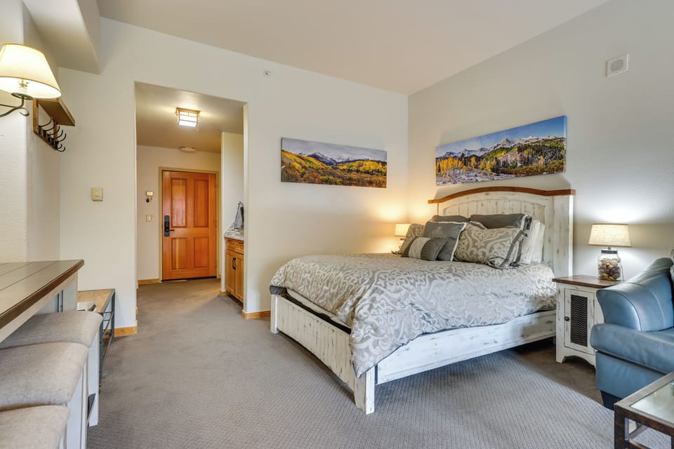 Keystone Condo Near Hiking, Biking & Fun Apartment in Keystone